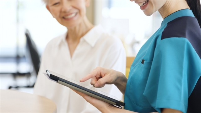 【2027年問題/財務省提言】「軽度者外し」は定期巡回シフトへの追い風か？ 生存戦略としてのICT活用と生産性向上