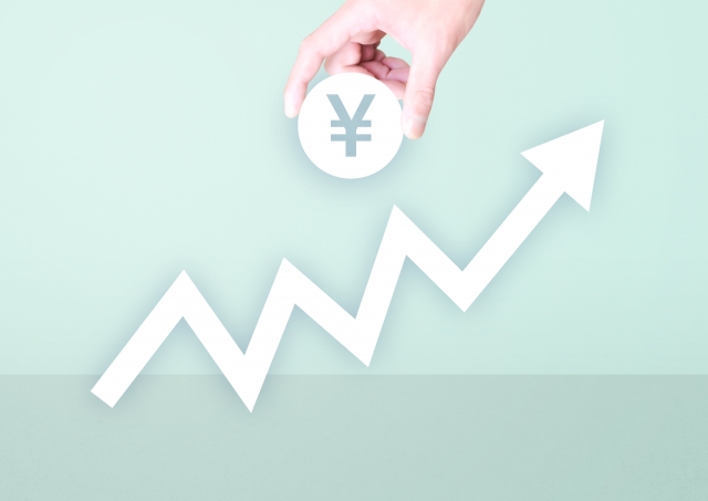 【2025年度最新】定期巡回の収支差率は全サービスNo.1！利益率低下のデータから読み解く経営対策